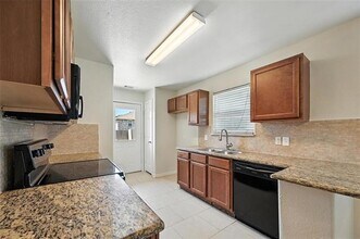 813 E College Ave in Princeton, TX - Building Photo - Building Photo