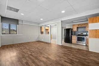 1 Woodland Ave in Kimberling City, MO - Building Photo - Building Photo