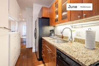 1835 Mintwood Pl NW in Washington, DC - Building Photo - Building Photo