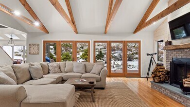 14 Glendale Rd in West Stockbridge, MA - Building Photo - Building Photo