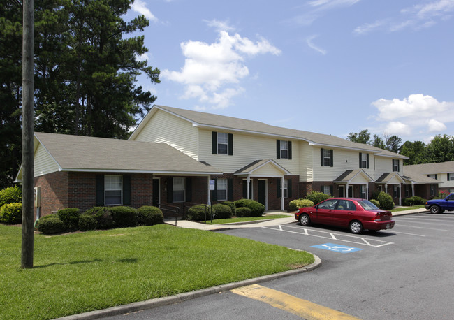 Hidden Creek Apartments in Manchester, GA - Building Photo - Building Photo