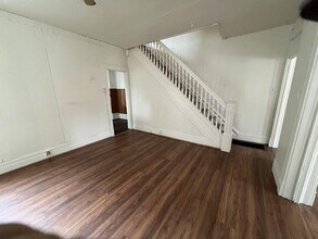 504 Woodward Ave in Kittanning, PA - Building Photo - Building Photo