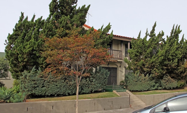 3802 Centre St in San Diego, CA - Foto de edificio - Building Photo