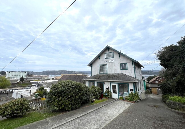 property at 2129 Union Ave