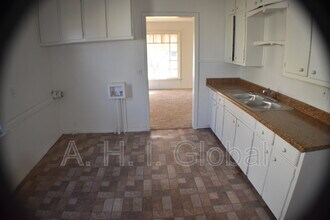 1916 S Seminole St in Amarillo, TX - Building Photo - Building Photo