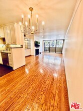 911 Kings Rd in West Hollywood, CA - Building Photo - Building Photo