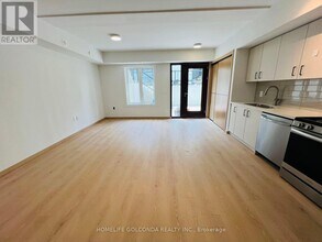 3427 Sheppard Ave E in Toronto, ON - Building Photo - Building Photo
