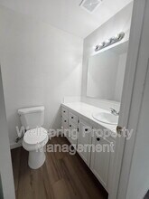 3251 Mill Springs Dr in Stockton, CA - Building Photo - Building Photo