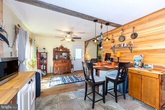 7221 Hillview Dr in Sharpsburg, MD - Building Photo - Building Photo