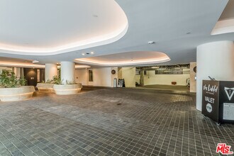 10777 Wilshire Blvd-Unit -404 in Los Angeles, CA - Building Photo - Building Photo