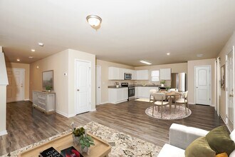 940 Haley St, Unit 203 in Macon, GA - Foto de edificio - Building Photo