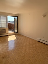 3212 23rd St, Unit 3 in Astoria, NY - Building Photo - Building Photo