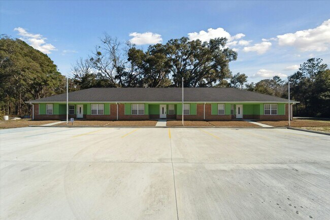 210 Peter King Rd in Riceboro, GA - Building Photo - Building Photo