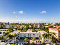 1080 99th St in Bay Harbor Islands, FL - Foto de edificio - Building Photo