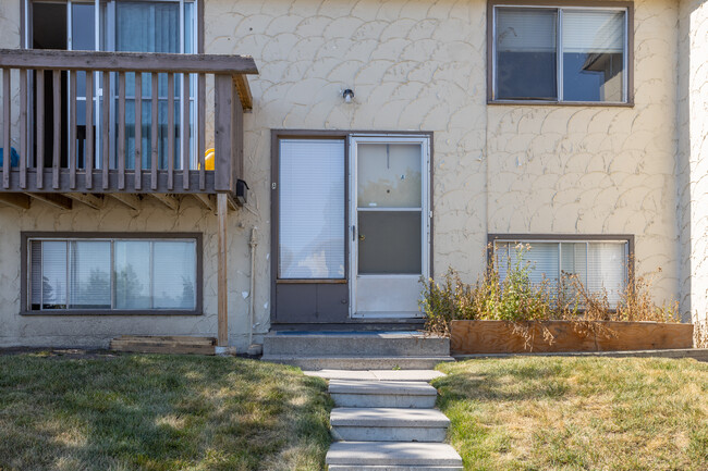 11123 6 St SW in Calgary, AB - Building Photo - Building Photo