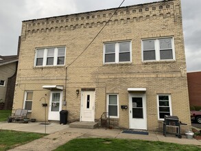 811 Wilmington Rd in New Castle, PA - Foto de edificio - Building Photo