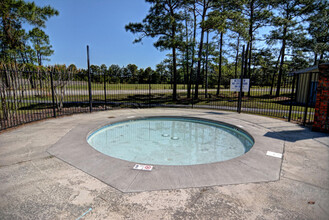 2827 Springfield Dr in Wilmington, NC - Building Photo - Building Photo