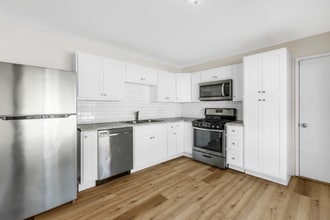 2 Storkway Ct in Florissant, MO - Building Photo - Building Photo