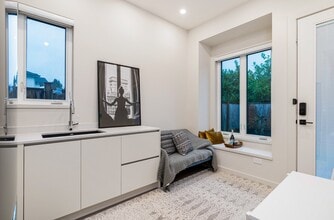 6431 Azure Rd in Richmond, BC - Building Photo - Building Photo