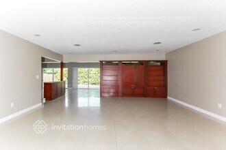 19441 NE 19th Ct in Miami, FL - Building Photo - Building Photo