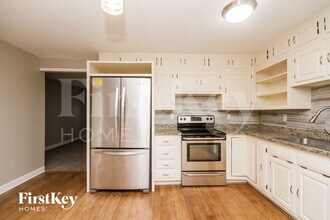 439 W Margaret Terrace in Cary, IL - Building Photo - Building Photo