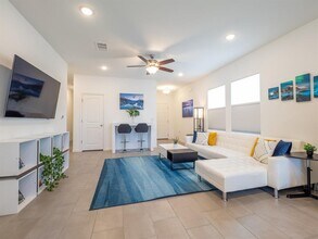 13019 Tarland St in Austin, TX - Building Photo - Building Photo
