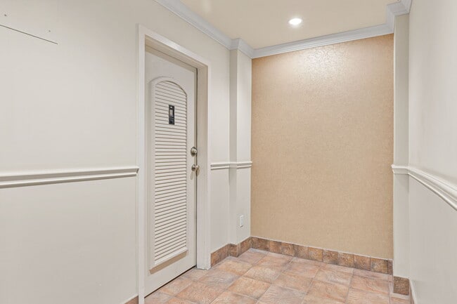 property at 1200 N Humboldt St