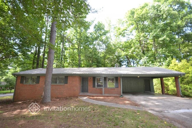 property at 7290 Hollyhock Dr