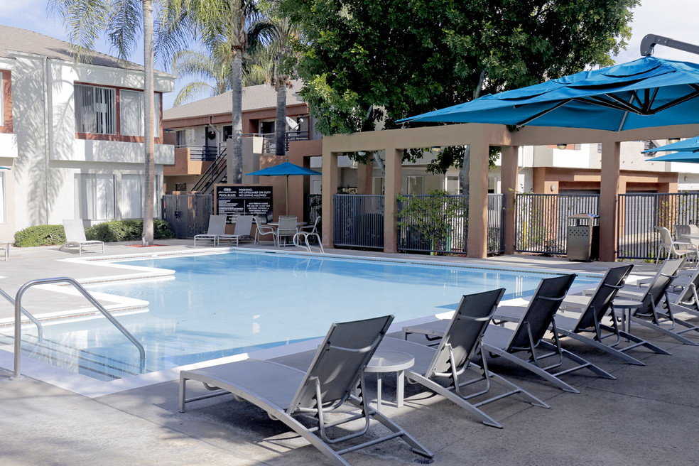 Cal Poly Pomona Residential Suites Apartments | Pomona, CA Apartments ...