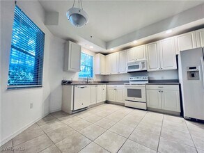 1435 Mariposa Cir in Naples, FL - Building Photo - Building Photo