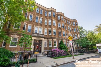 124 Peterborough St, Unit 11 in Boston, MA - Building Photo - Building Photo