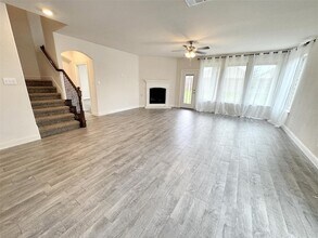 11204 Gold Pan Trail in Aubrey, TX - Building Photo - Building Photo
