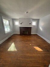 15911 Friend Ave in Maple Heights, OH - Building Photo - Building Photo