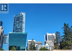 921 Thurlow St in Vancouver, BC - Building Photo - Building Photo