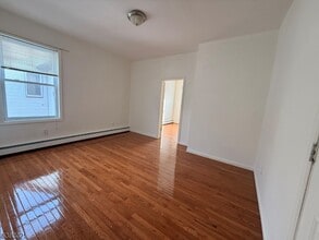 403 S Clinton St in East Orange, NJ - Building Photo - Building Photo