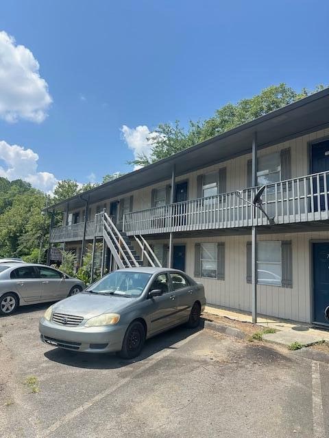 property at 725 20th St SE