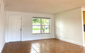 736 SW 6th Ave in Hallandale Beach, FL - Building Photo - Building Photo