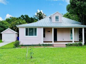 513 Wisconsin Ave in St. Cloud, FL - Building Photo
