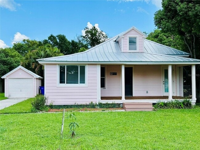 property at 513 Wisconsin Ave