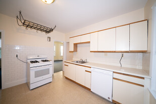 40 Brackett St, Unit #1 Apartamentos