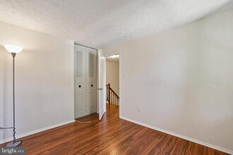 3737 Castle Terrace in Silver Spring, MD - Building Photo - Building Photo