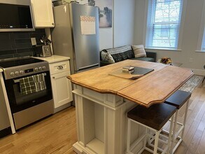 35 Grove St in Boston, MA - Building Photo - Building Photo