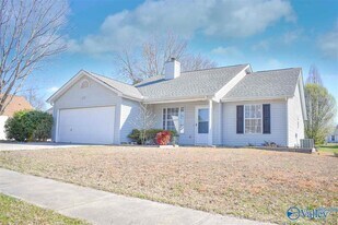120 Grey Fawn Trail in Madison, AL - Building Photo