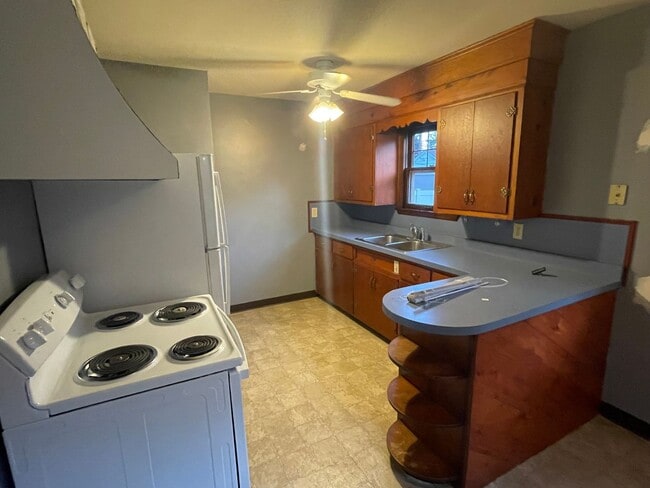 188 E Beechwold Blvd in Columbus, OH - Building Photo - Building Photo