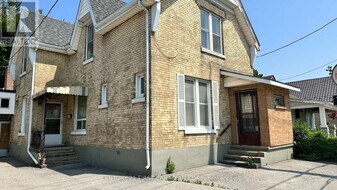 116 Adelaide St N in London, ON - Building Photo