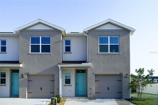 1824 Rock Elm Rd in Davenport, FL - Building Photo