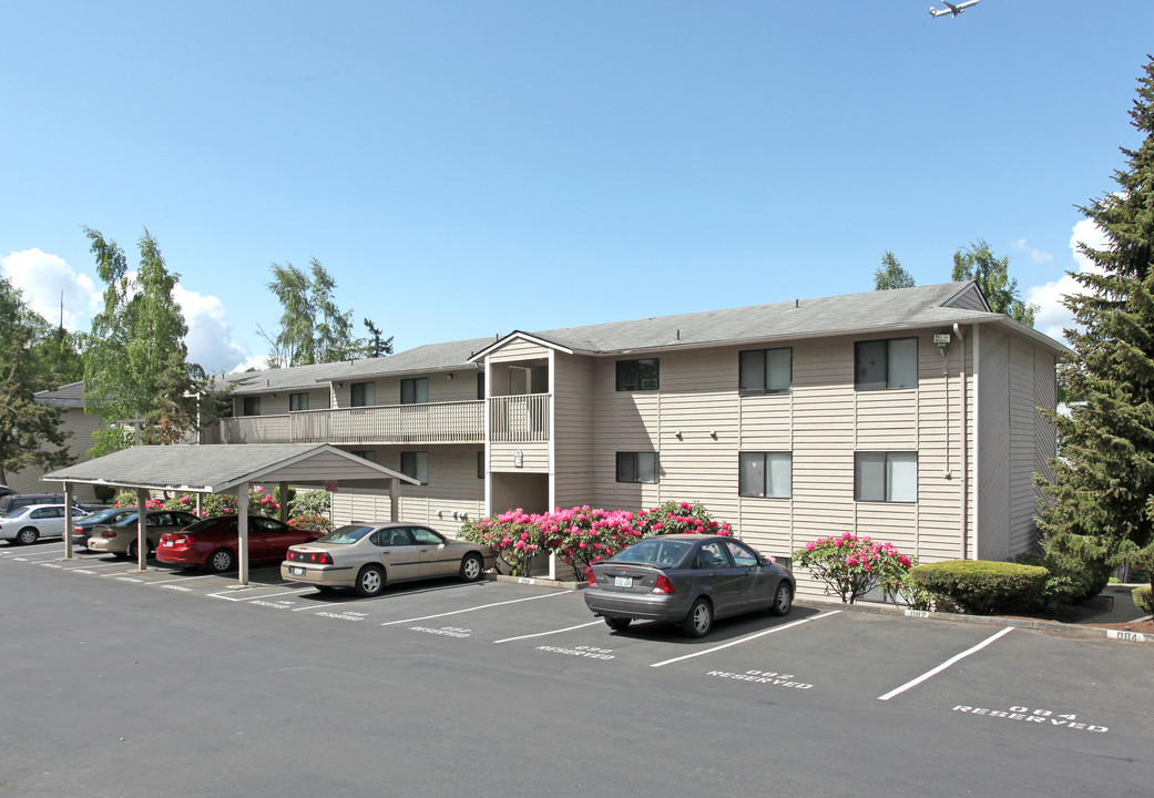 The Salish Place Apartments in Des Moines, WA - Building Photo