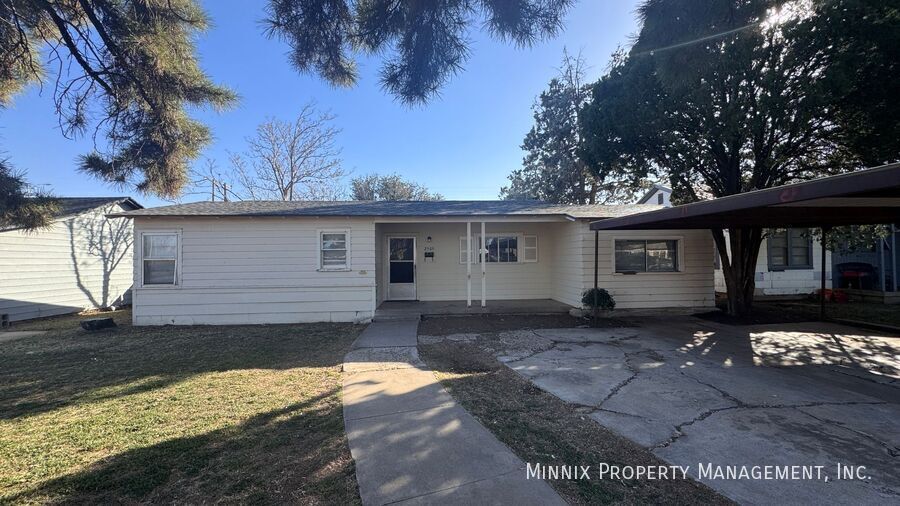 2505 39th St in Lubbock, TX - Building Photo