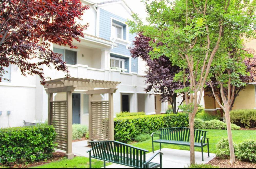 2622 Baton Rouge Dr in San Jose, CA - Foto de edificio