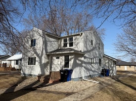 302 Carroll St, Unit 302B in Sanborn, IA - Building Photo